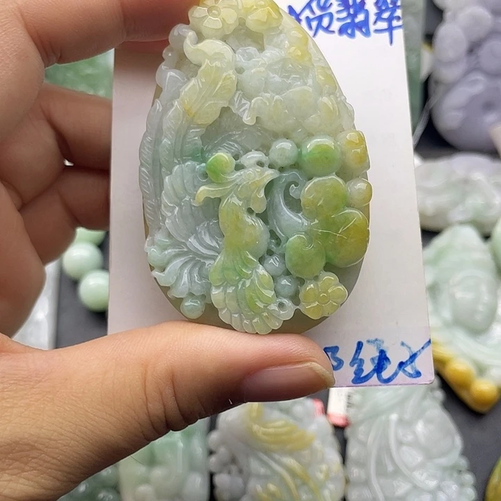 翡翠未镶嵌颈饰天然翡翠