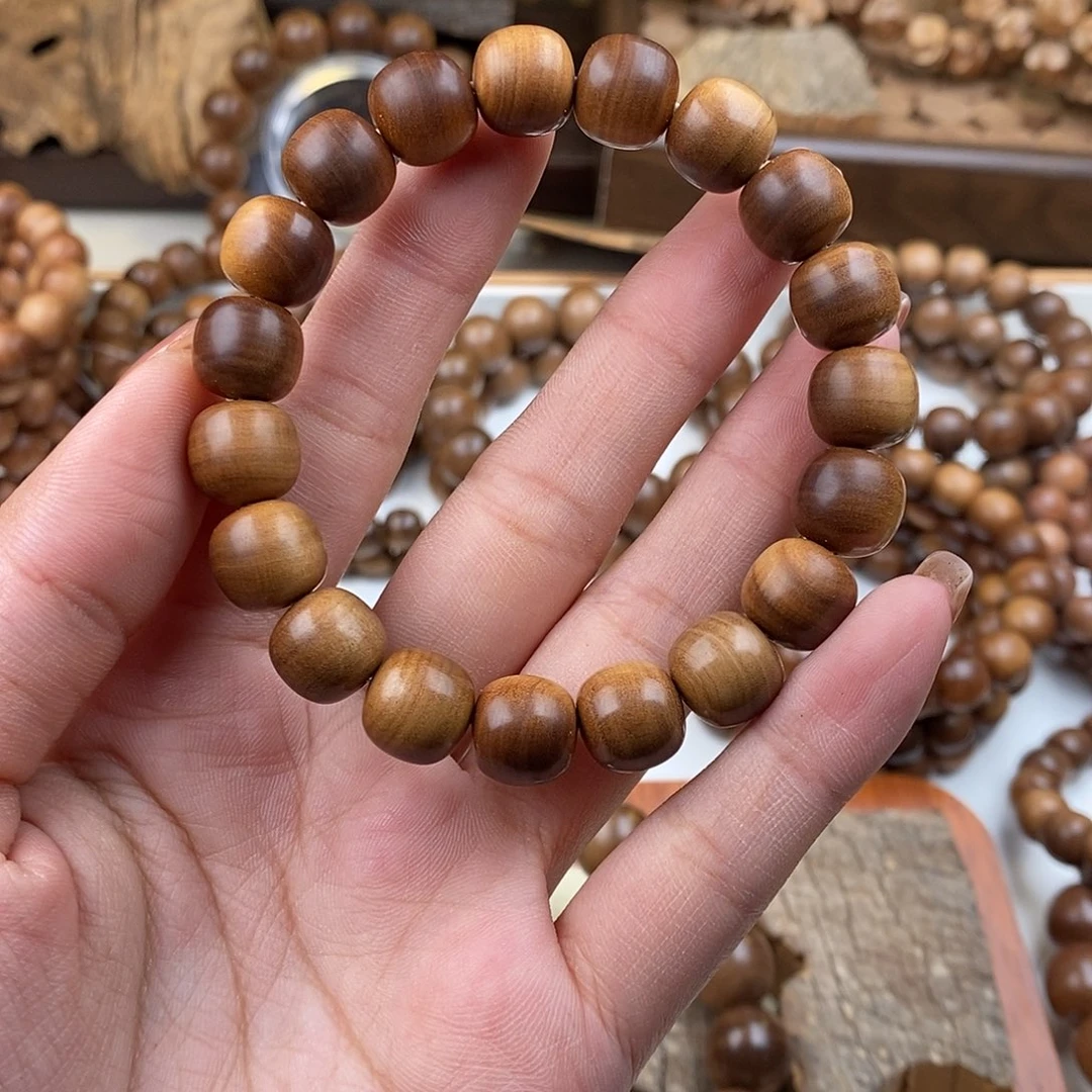 檀香木无事牌11*12全沉水印度迈索尔檀香老料