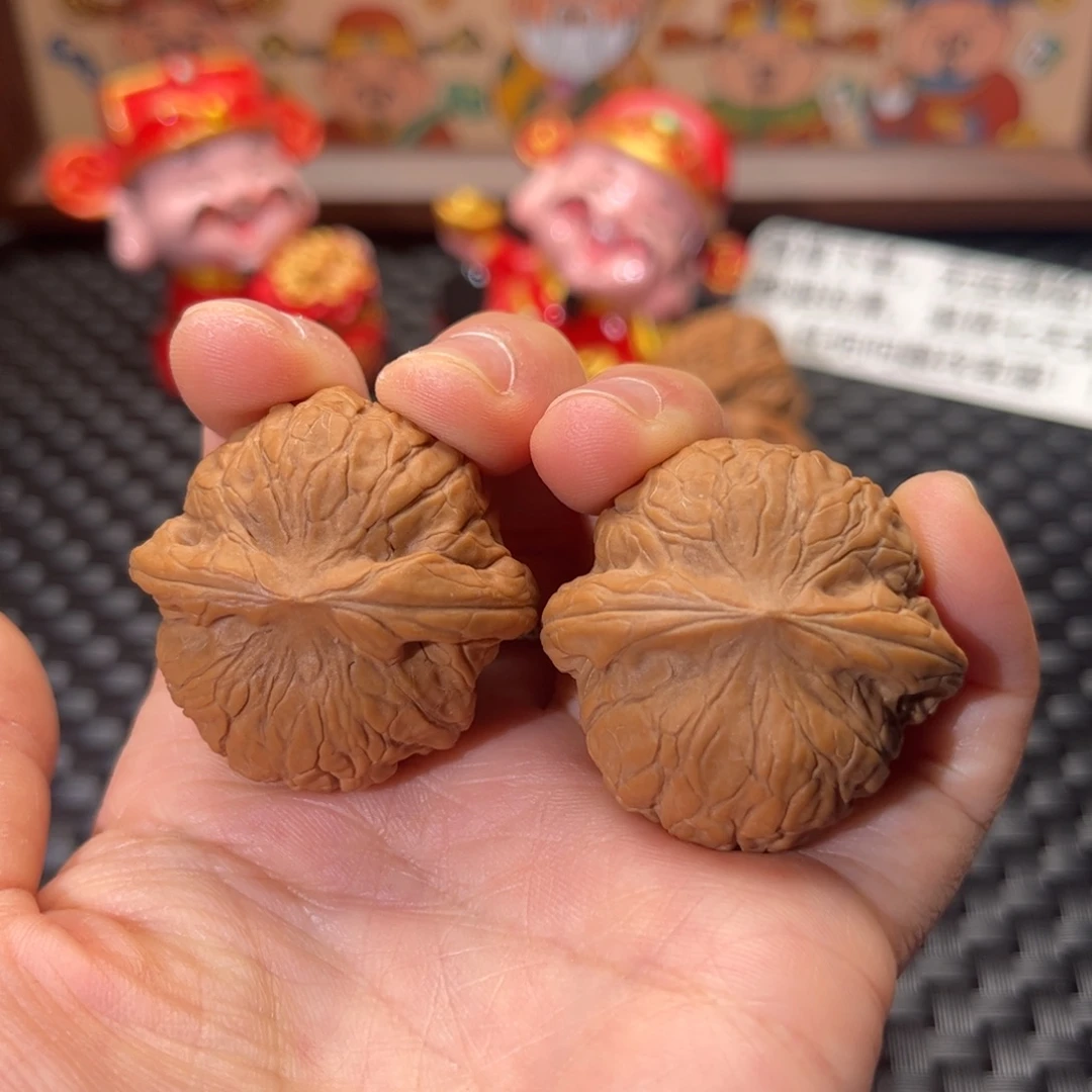 笑***脉核桃文玩乾隆磨35