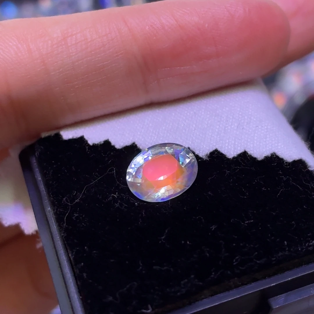 月光石裸石马岛全净体戒面2.4ct