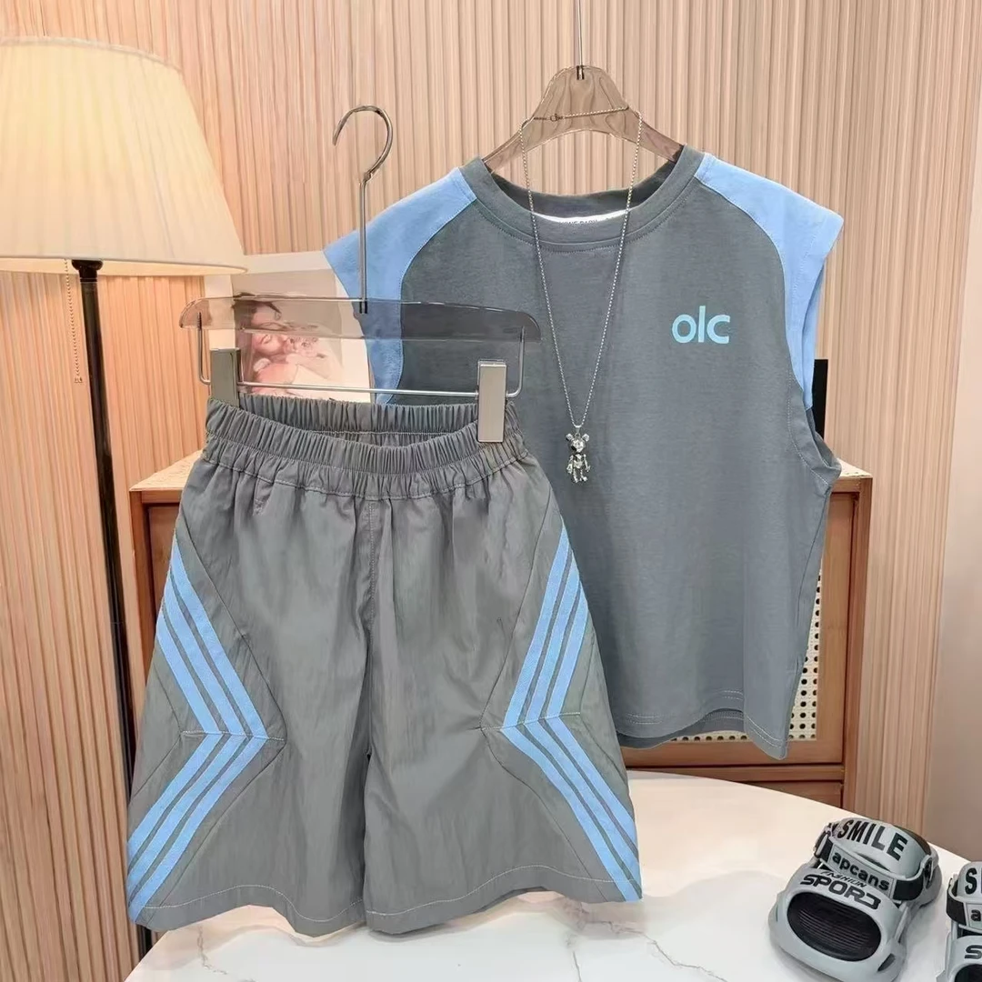 1新款蓝色织带套装背心短裤套装夏季男童高级设计款拼接