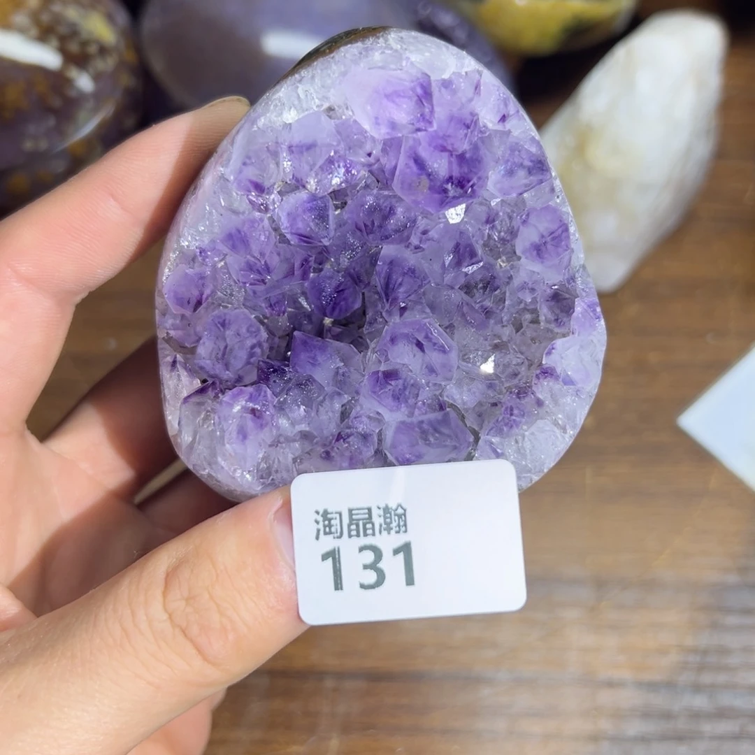 未镶嵌水晶大型摆件（非配饰）