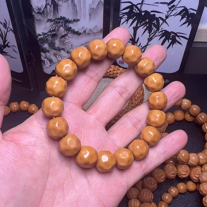 猴头核桃手串大奶酪