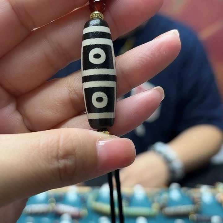 玛瑙/玉髓颈饰合金