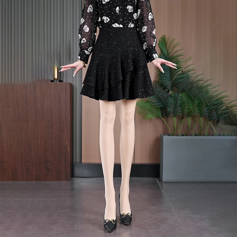 半身裙女2025新款亮片高腰小香风蛋糕短裙春夏黑色显瘦a字裙时尚