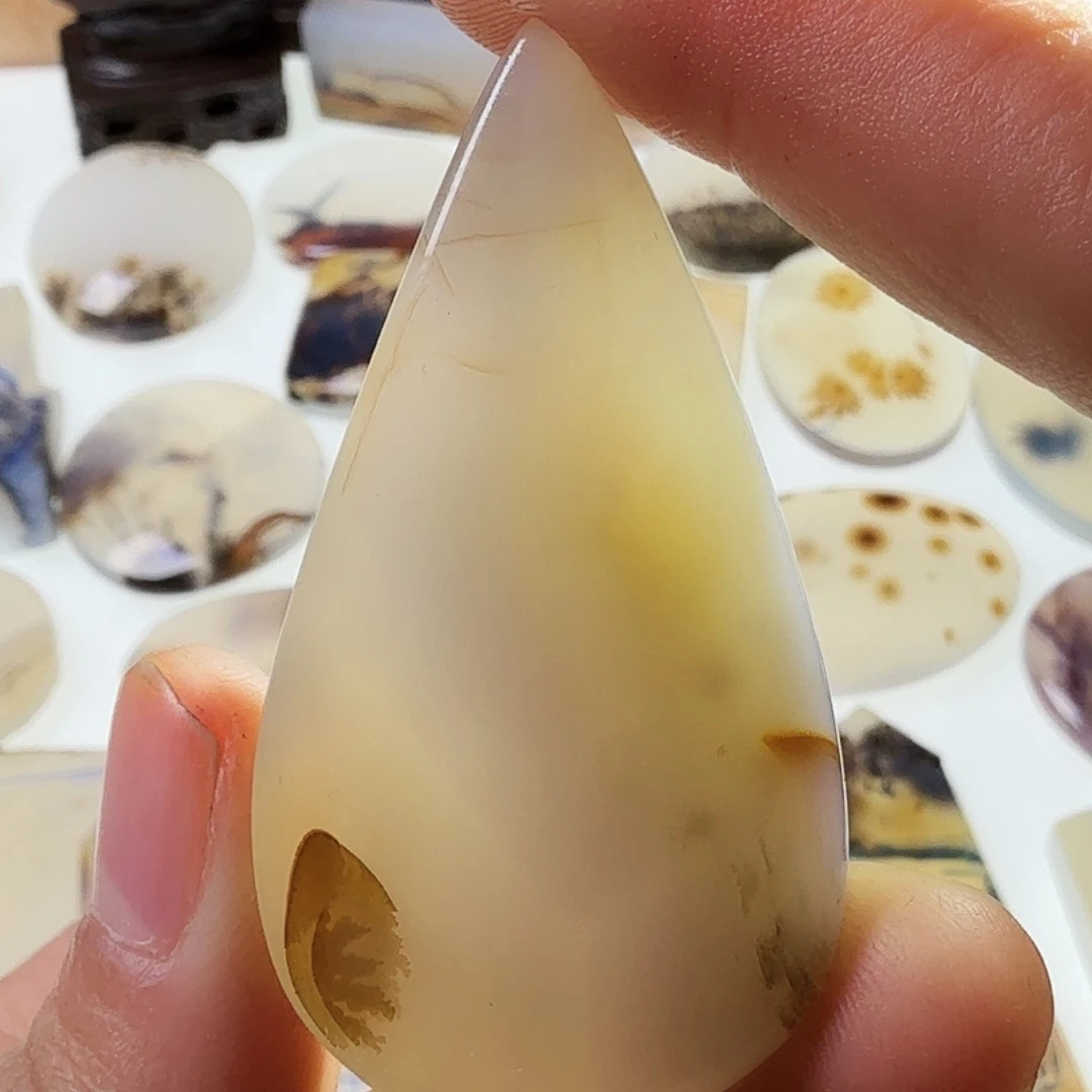 玛瑙/玉髓未镶嵌珠宝半成品