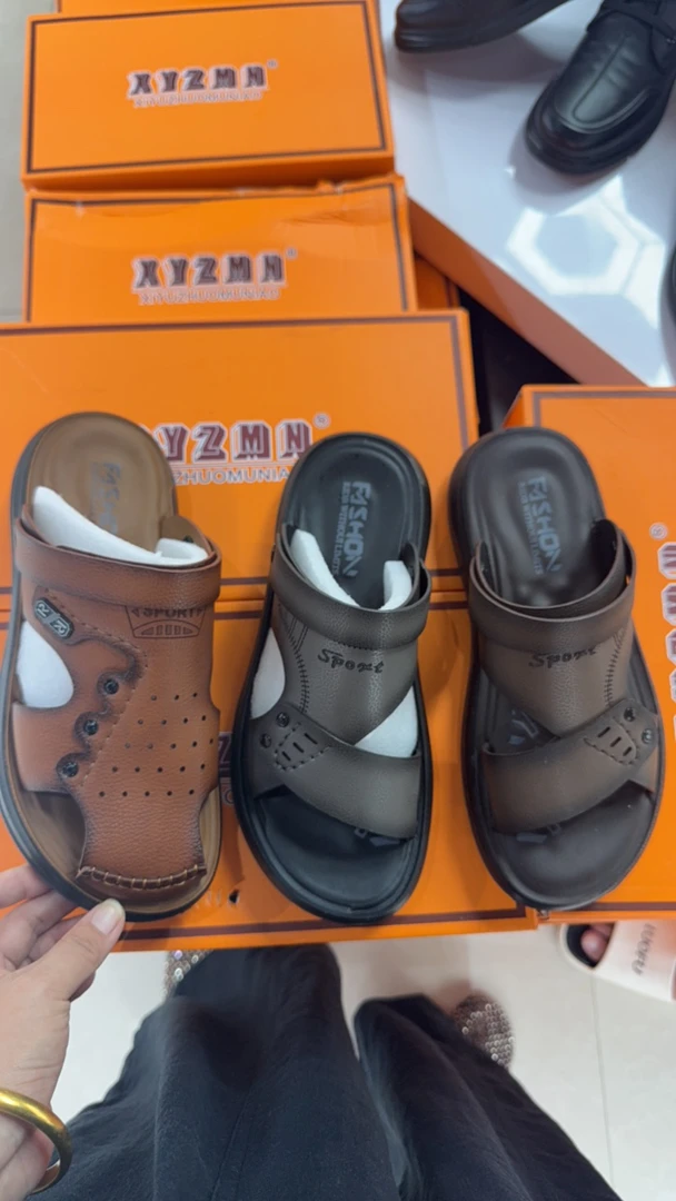 休闲车缝线防滑耐磨擦色皮沙滩鞋潮流黑色高智淡人风