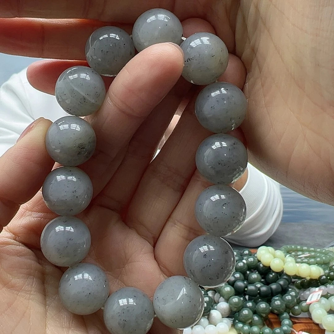 和田玉手串未镶嵌16点墨青花