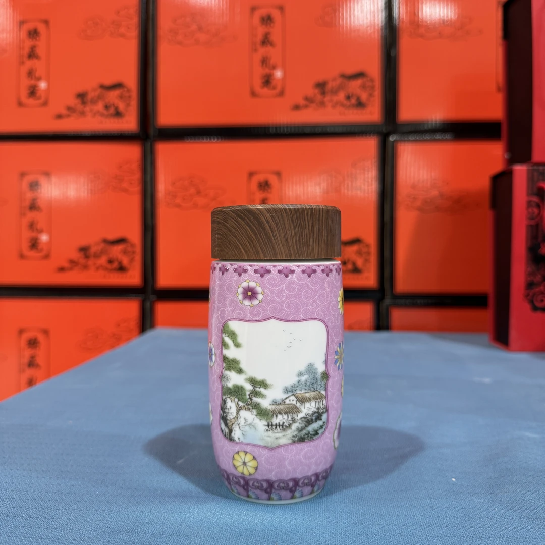 珐琅彩樱花粉开窗陶瓷杯