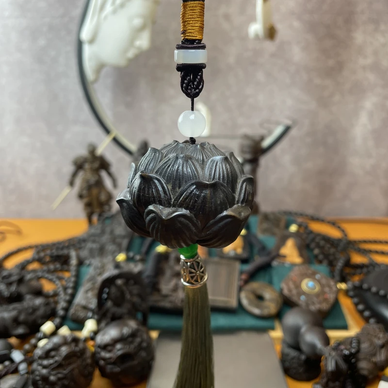 沉香木（莲花车挂）印尼沉香木原木天然复古精工原雕刻