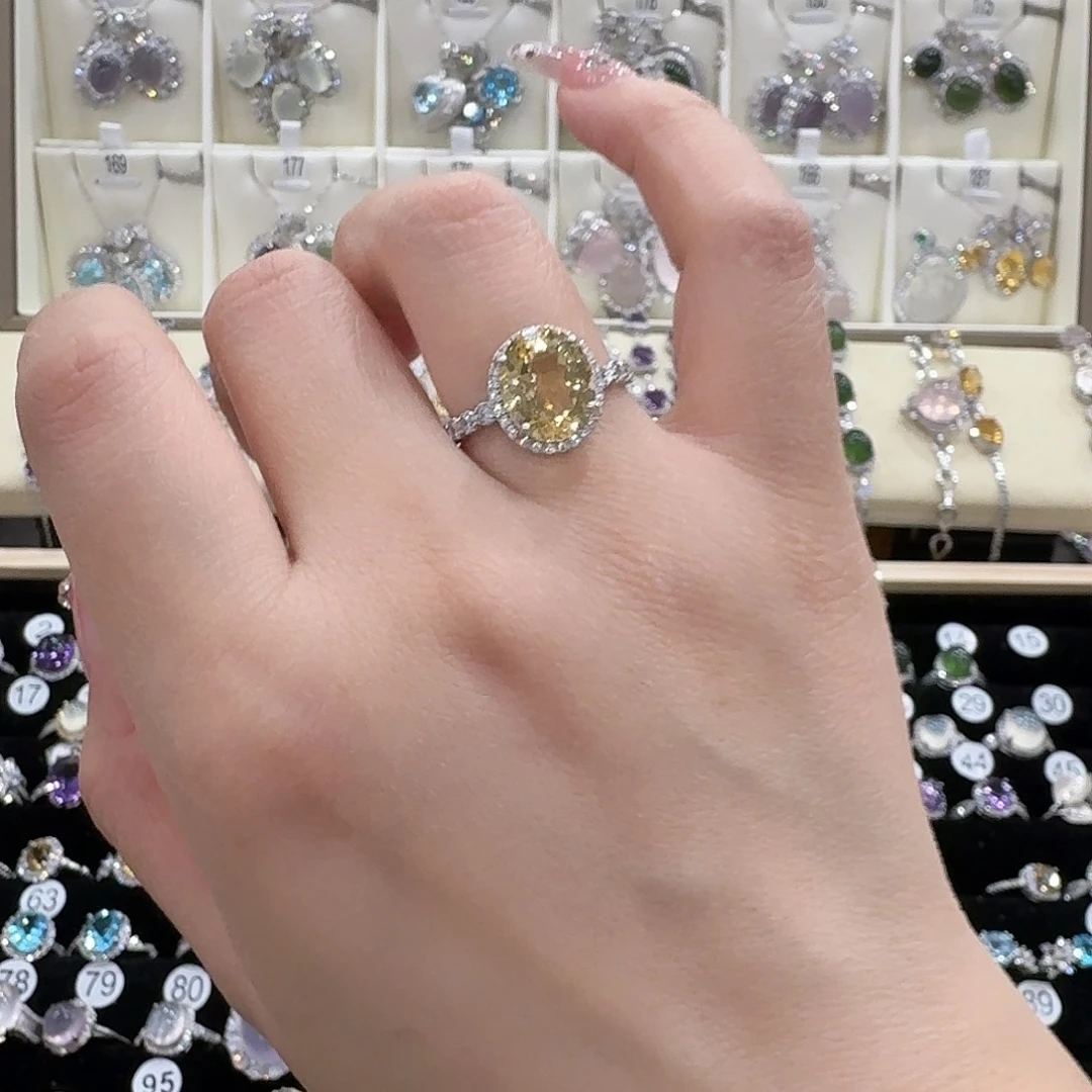 小***仁黄晶银S925镶嵌戒指