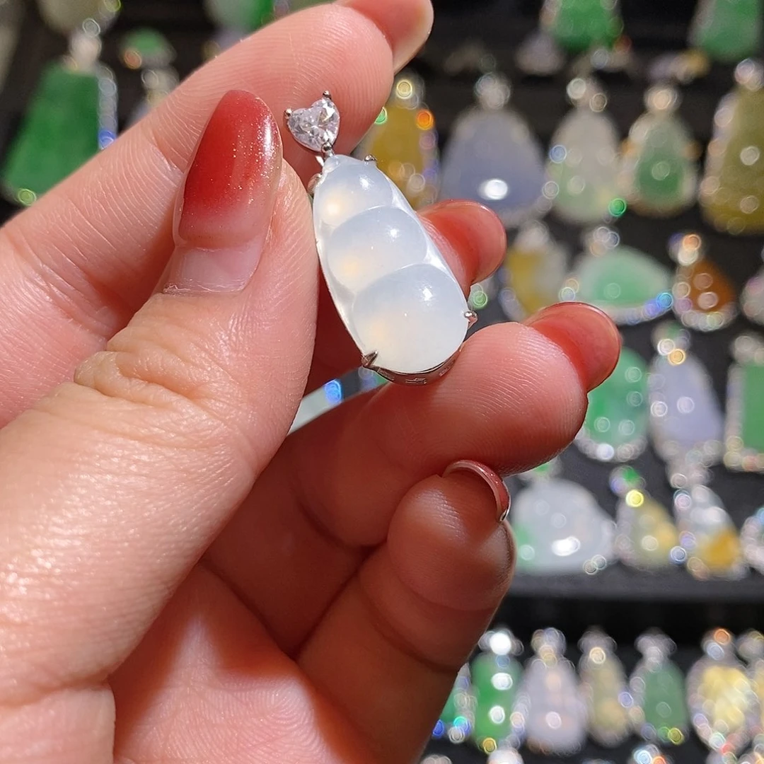 颈饰银S925镶嵌翡翠天然翡翠