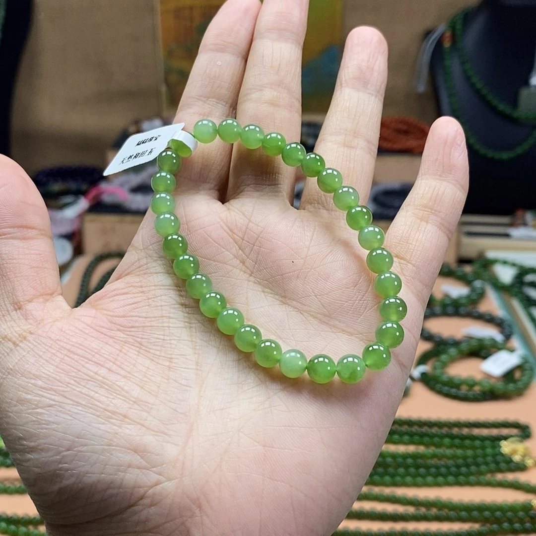 和田玉（碧玉）未镶嵌颈饰6mm果绿