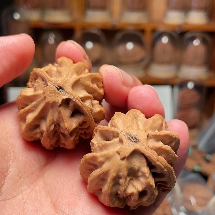 7***叔文玩核桃把件天使之吻