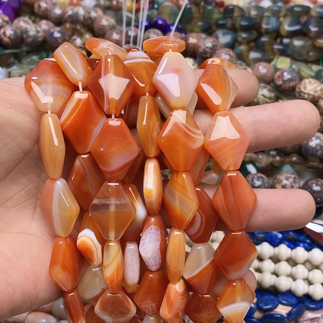 玛瑙/玉髓未镶嵌珠宝半成品玛瑙片片一条装