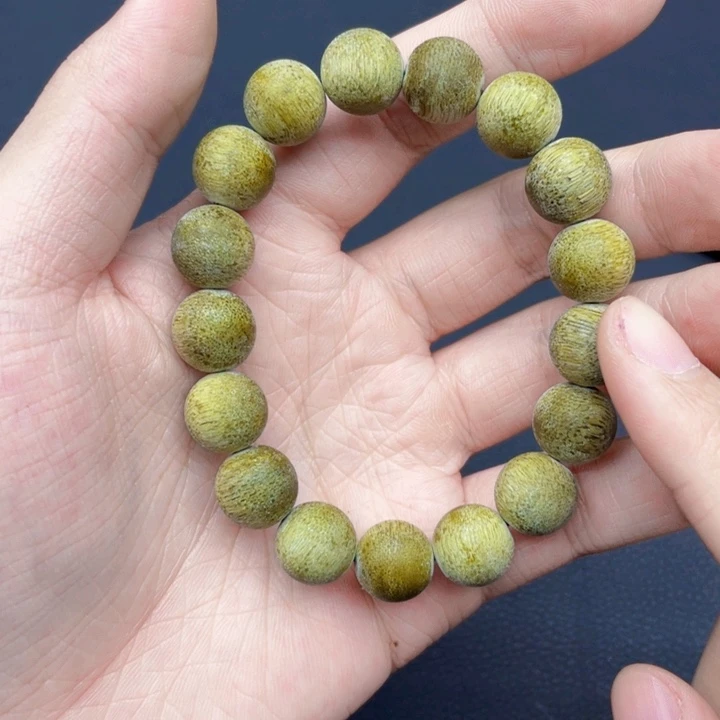 沉香碎屑沉香海南结晶绿奇