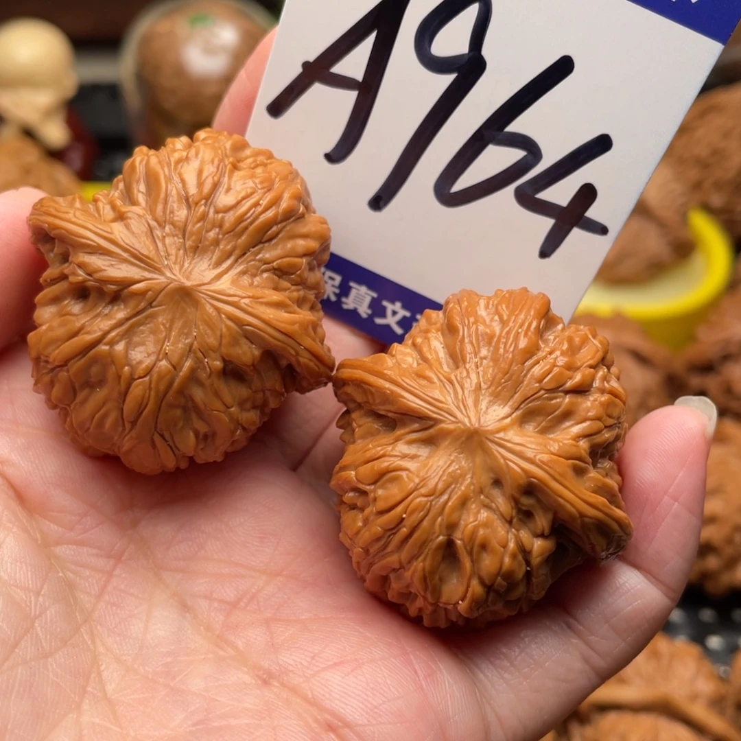 桃核把件磨盘狮子头38