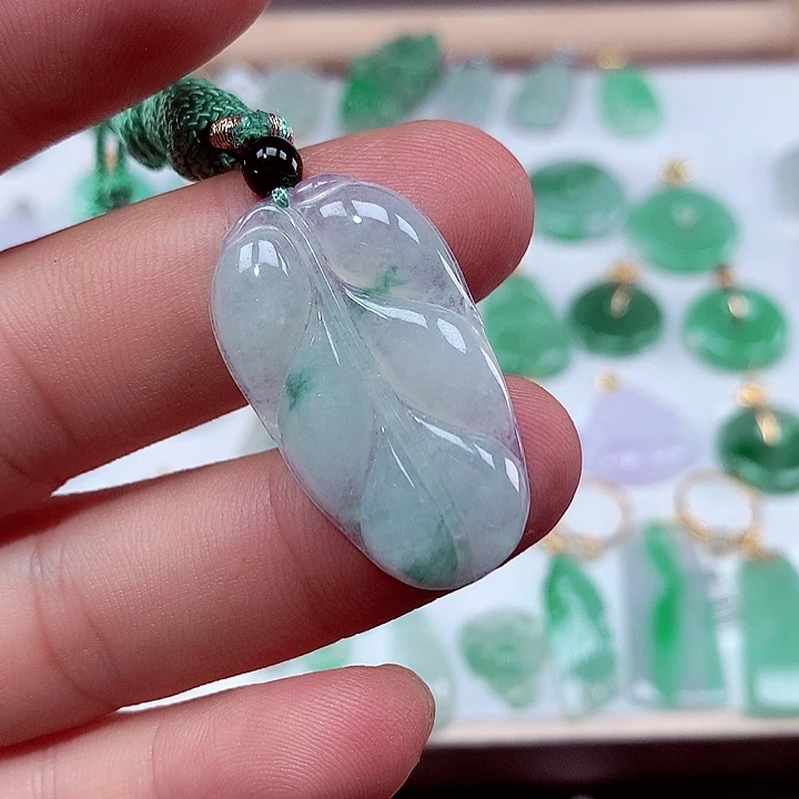 颈饰未镶嵌翡翠吊坠