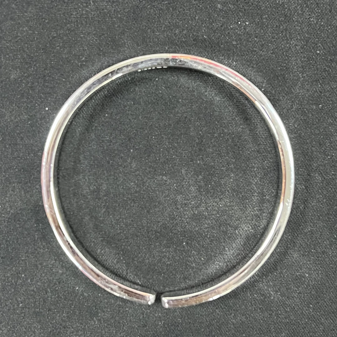 精品银手镯（无礼盒）YZ003