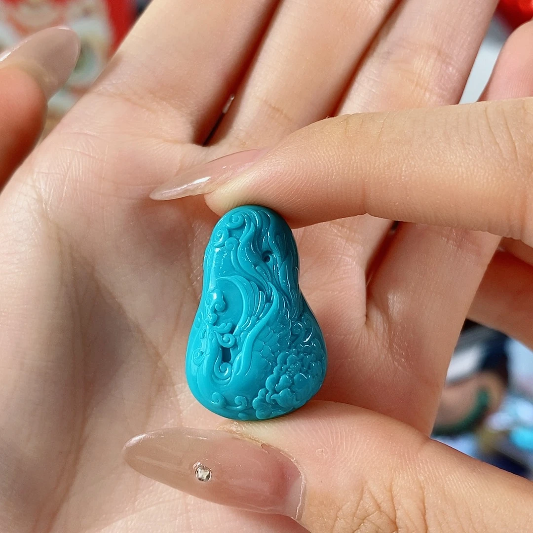 绿松石未镶嵌珠宝奇石