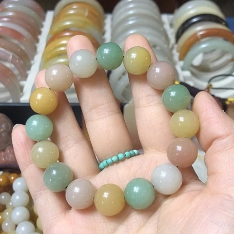 石英质玉未镶嵌手链