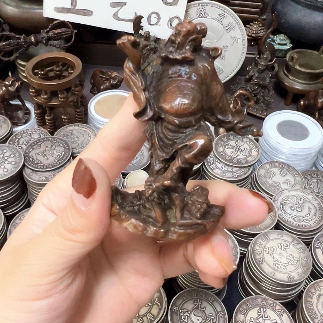 金属复古风格摆件