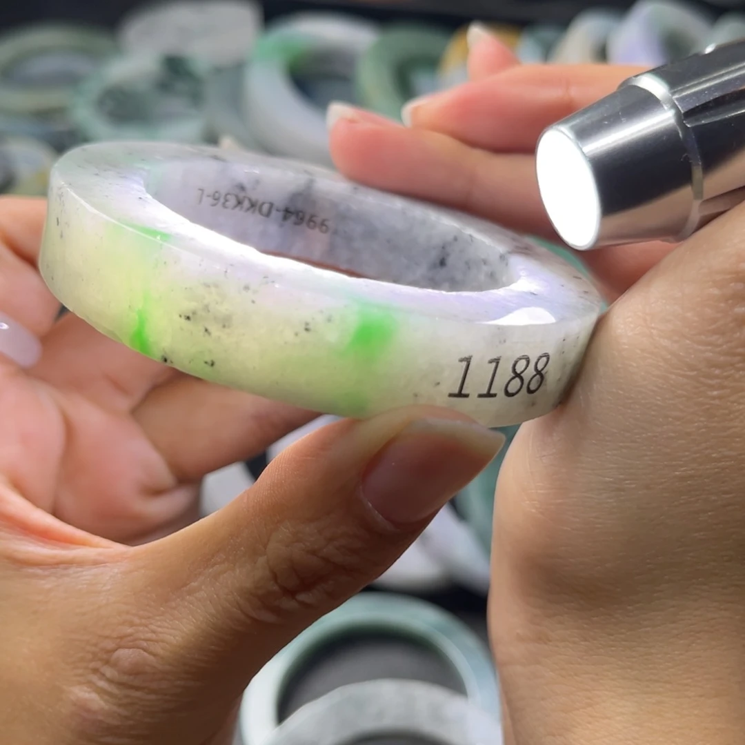 定制翡翠手镯未镶嵌