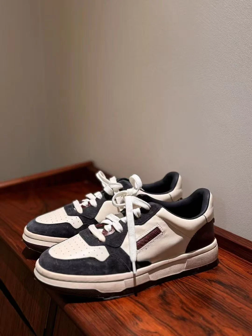 舒适拼色休闲板鞋