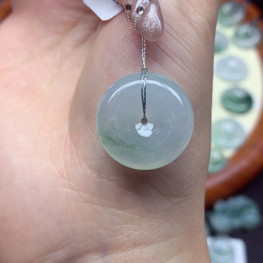 翡翠未镶嵌颈饰吊坠21/6.1mm