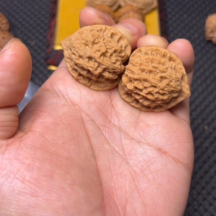 吊坠文玩核桃天罡星