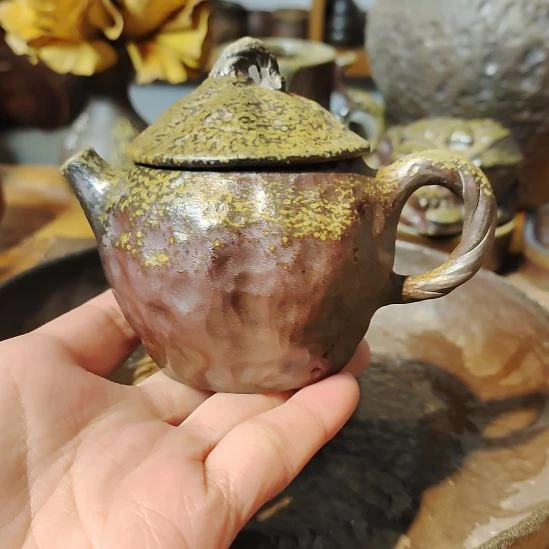 坭兴陶艺术摆件壶，不退不换