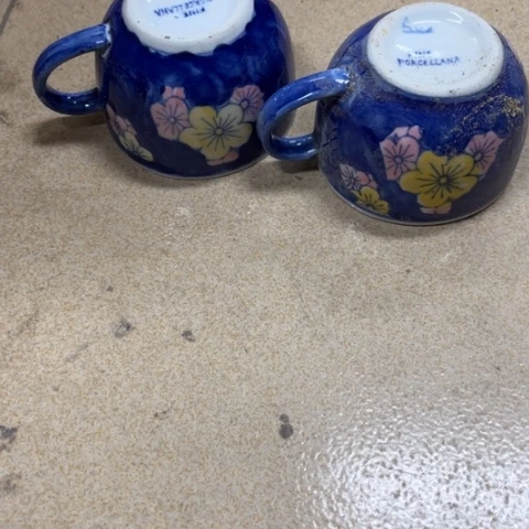 瓶瓷片瑕疵不退不换，介意不拍