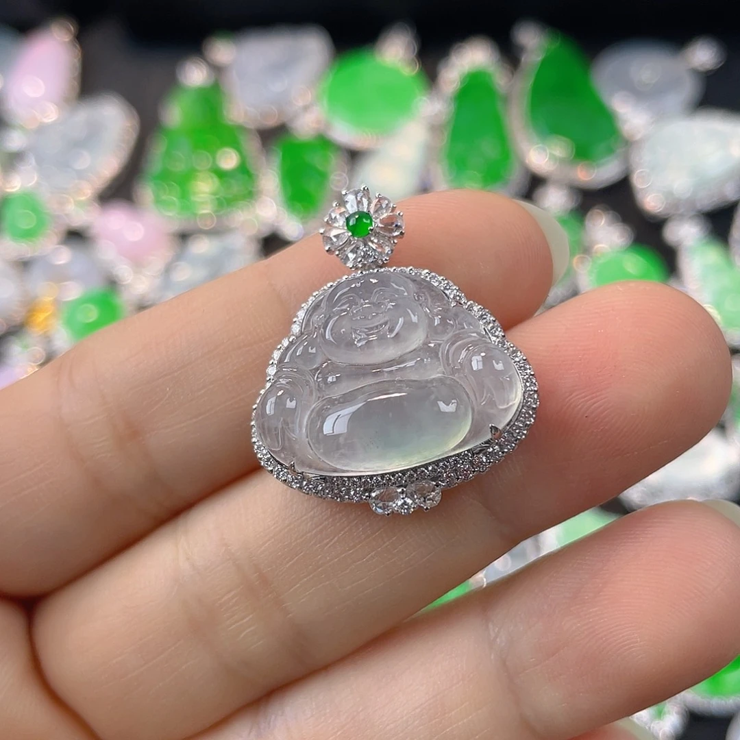 颈饰18K金镶嵌翡翠缅甸翡翠佛公吊坠