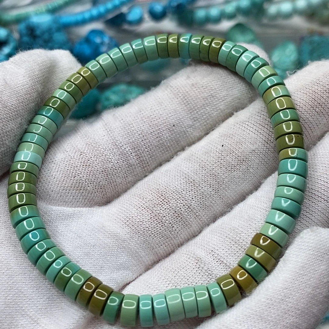 绿松石未镶嵌天然原矿 带武汉地大证书