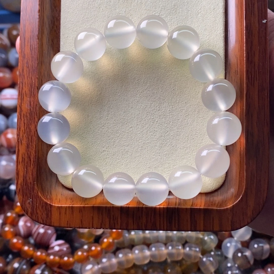 乐***派玛瑙/玉髓手链未镶嵌