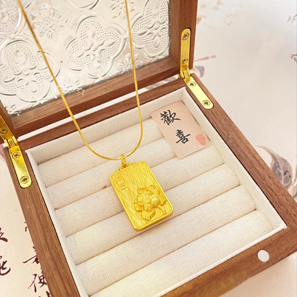 新中式国潮古法錾刻荷花平安无事牌项链吊坠