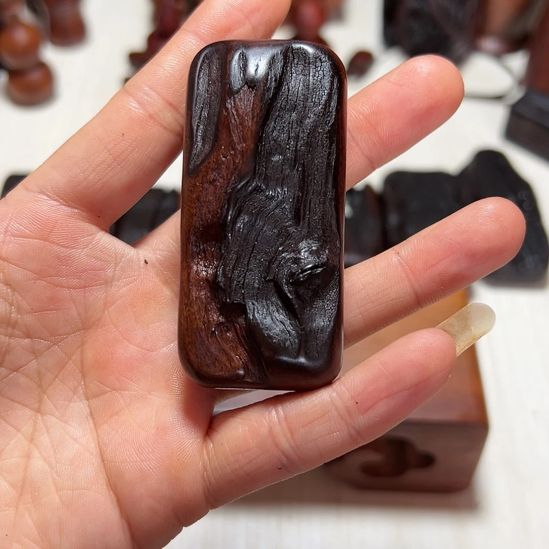 枣木闲**爷直播间默认截图