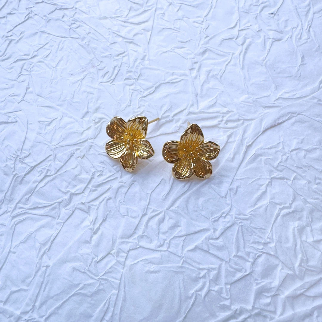 足金999时尚洋气单花耳钉