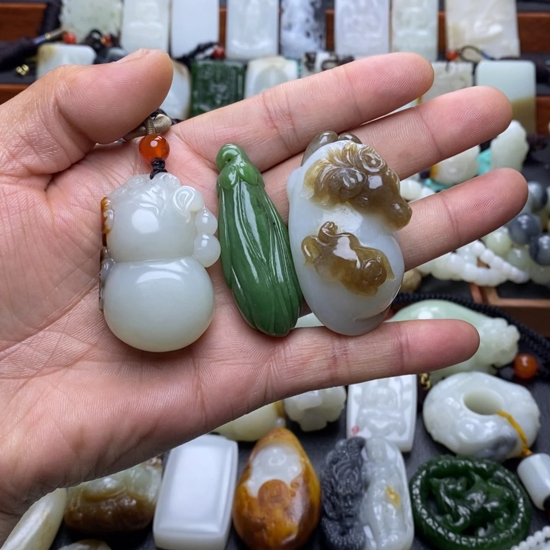 和田玉未镶嵌颈饰用****3