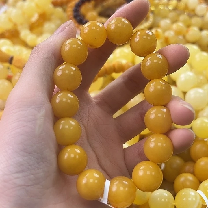 未镶嵌琥珀珠宝奇石