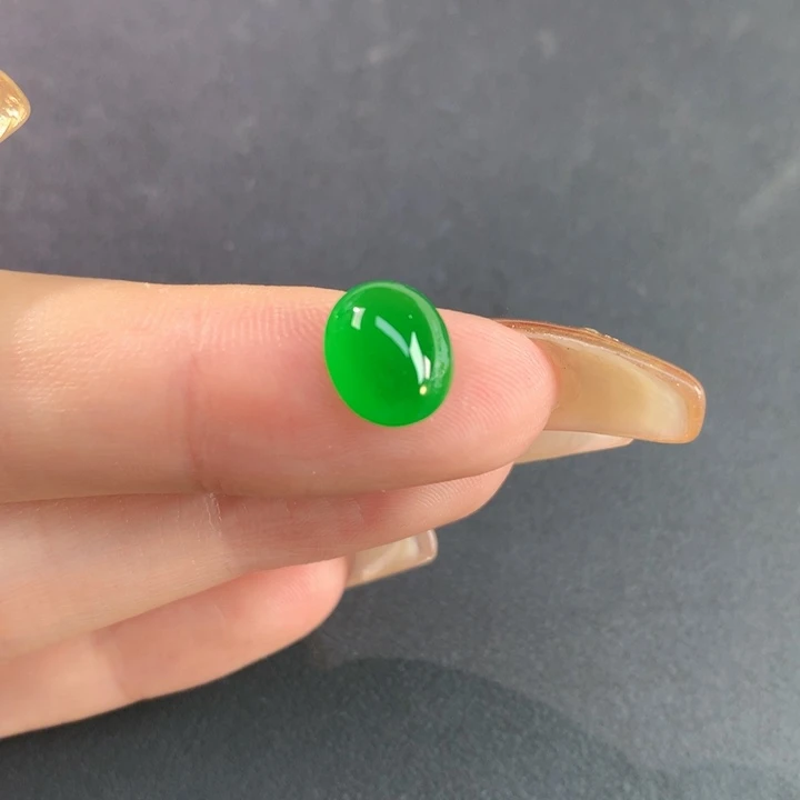 翡翠裸石9.83-8.37-4.45