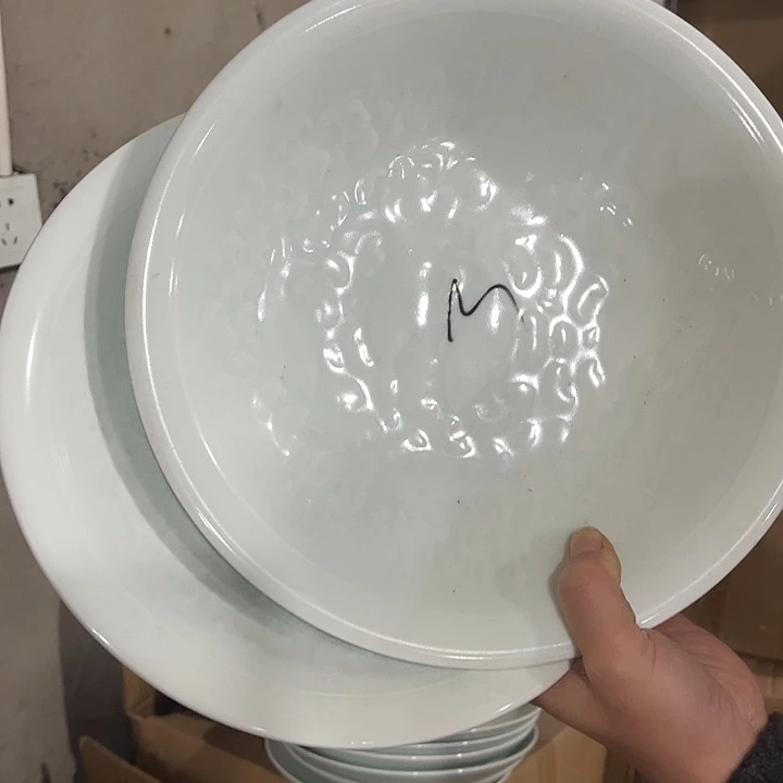 瓷片鱼利十英寸深盘两个，微瑕包邮