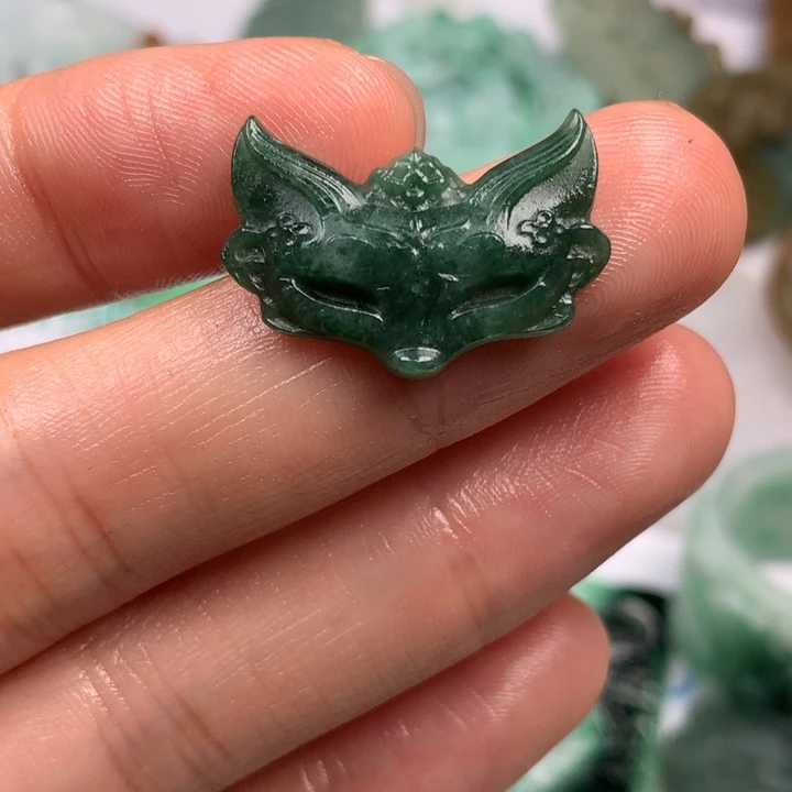 定制翡翠未镶嵌翡翠