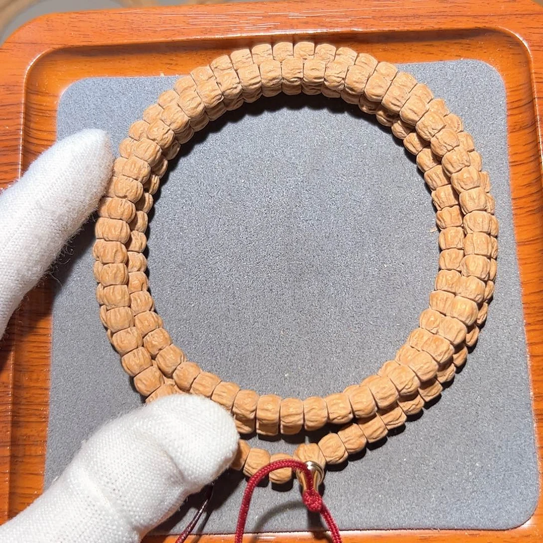 柏香籽/百香籽手串红油皮方块顺6+