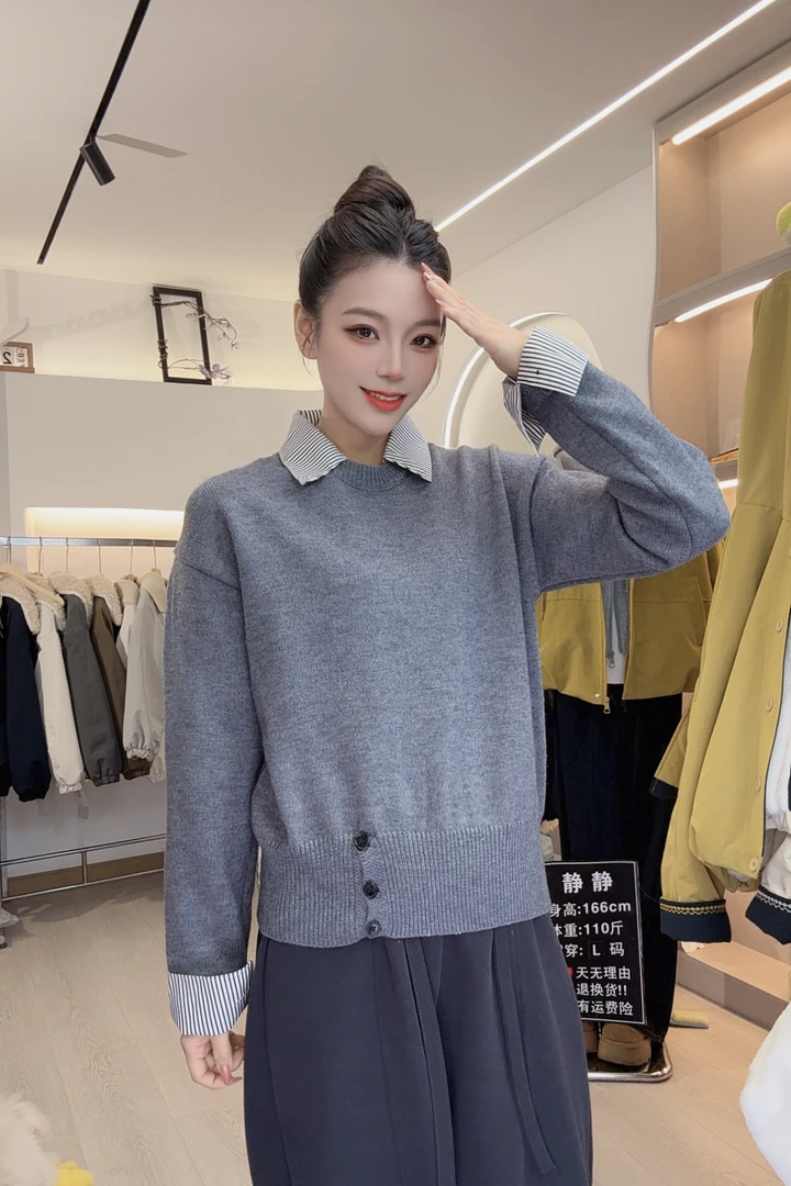 2025新款长袖下摆纽扣收腰假两件拼接衬衫领百搭毛衣针织
