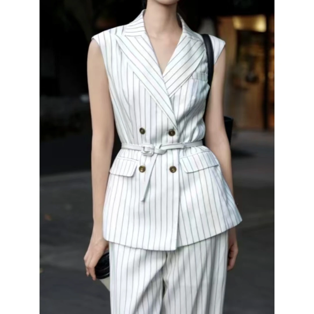 《范范高定》条纹无袖西服套装