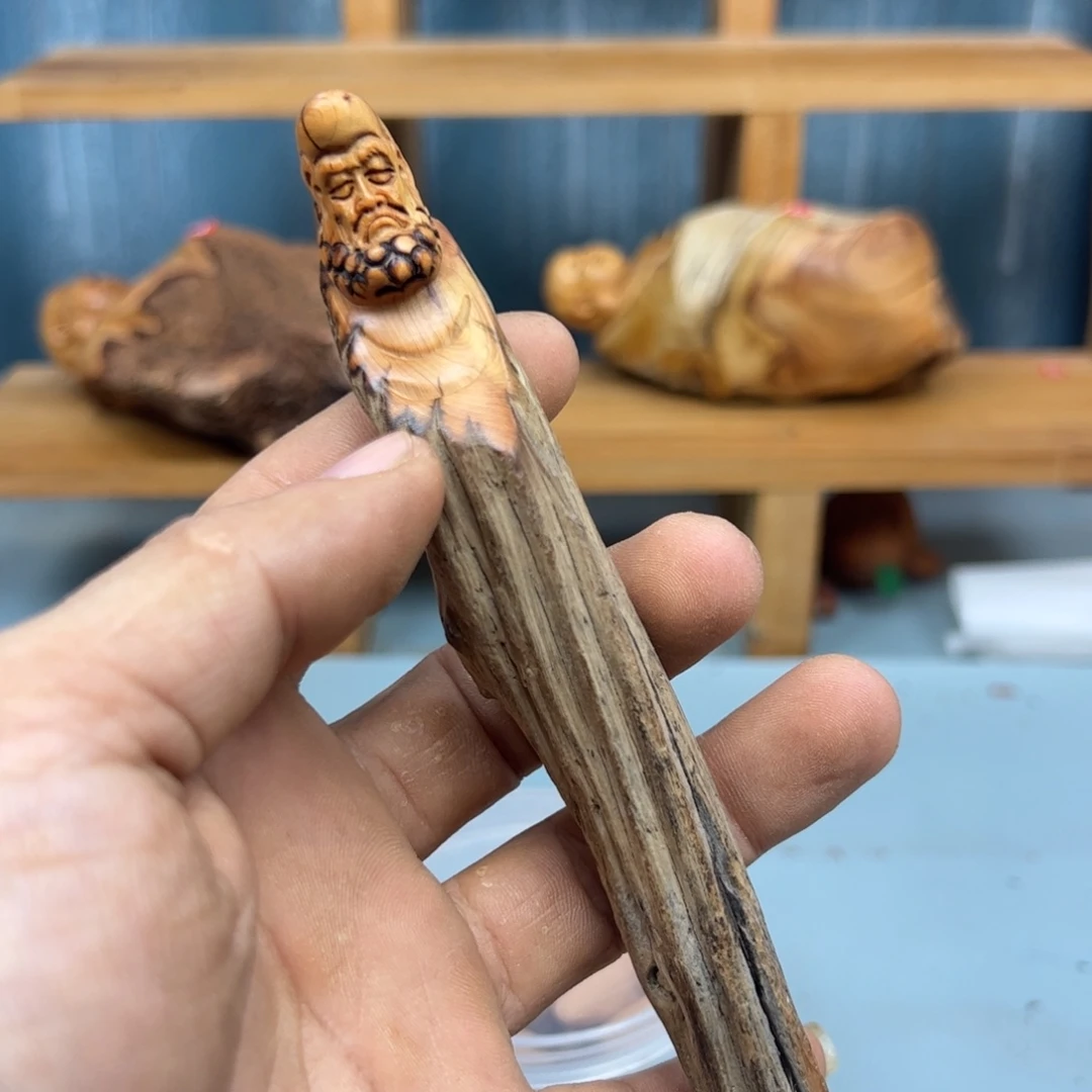 余***起木崖柏木摆件手把件