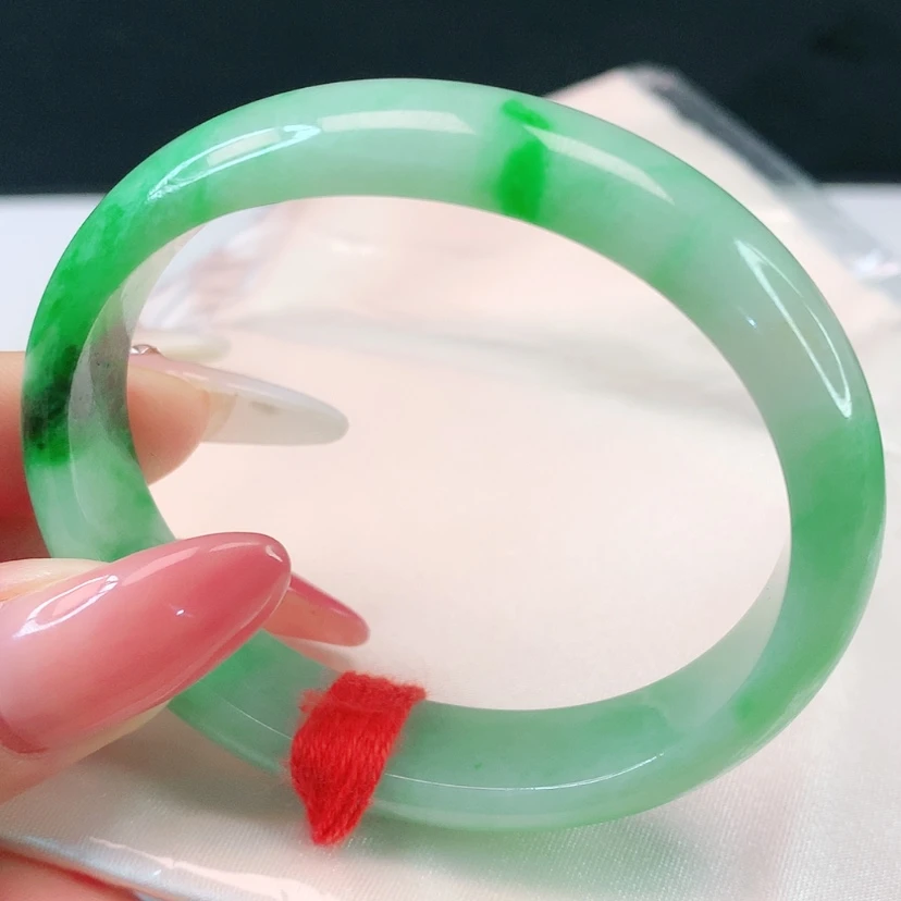 【闪购商品】未镶嵌手镯翡翠天然翡翠8316贵妃