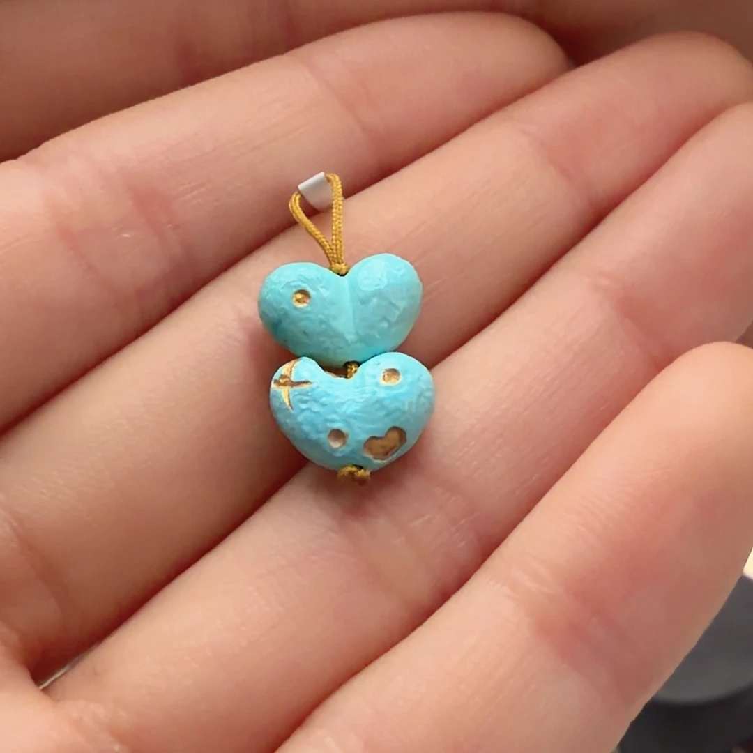 绿松石未镶嵌颈饰