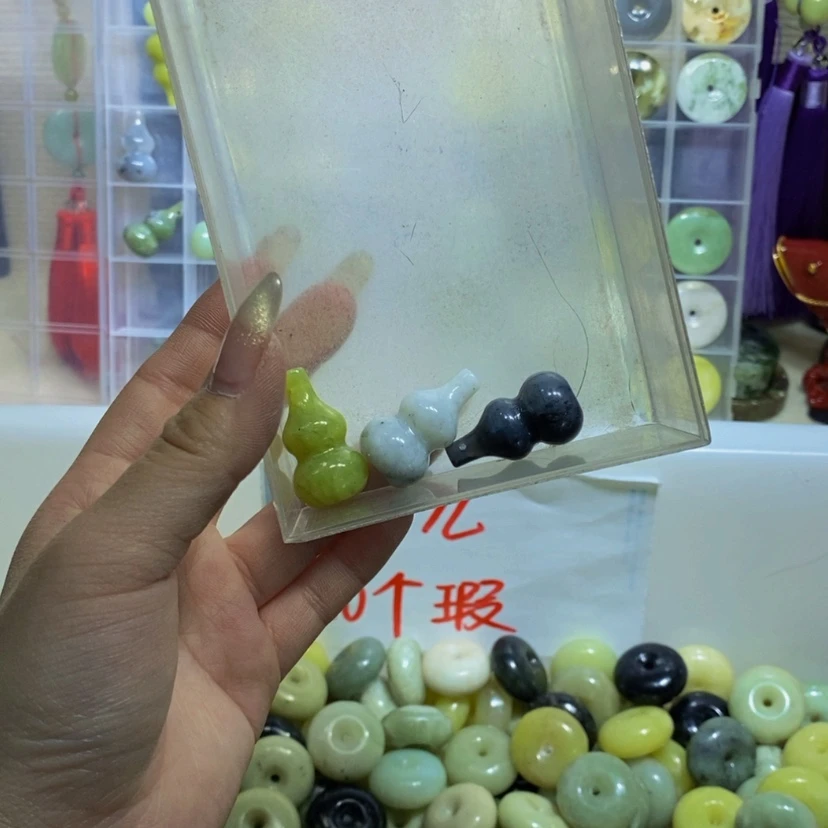 【闪购商品】蛇纹石玉其他未镶嵌20